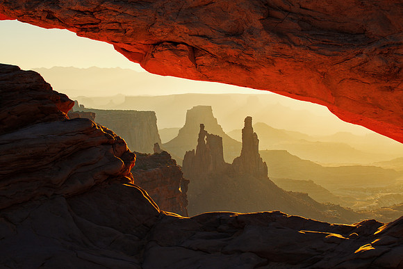 Mesa Arch Horizon
